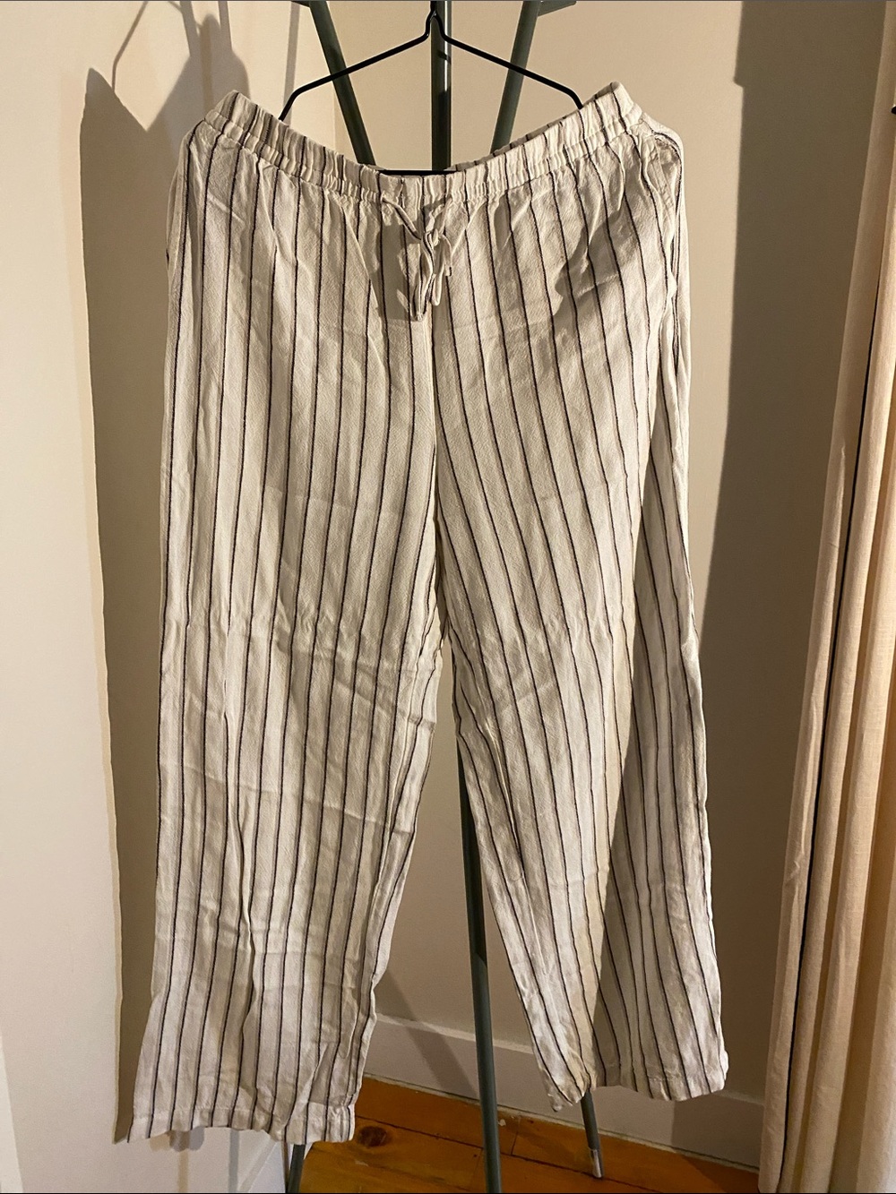 Striped Drawstring Linen-Blend Pants — Beige/Black